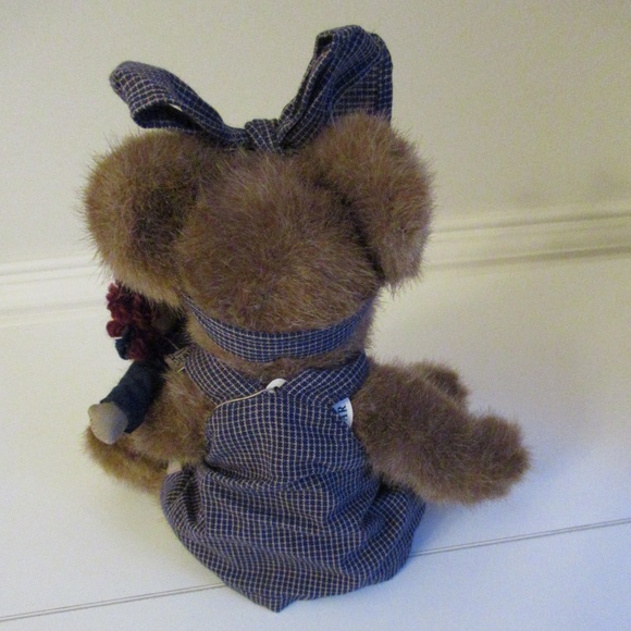 Retired Boyds Bears "Sally Quignappel and Annie" - Picture 5 of 9